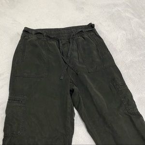 american eagle joggers